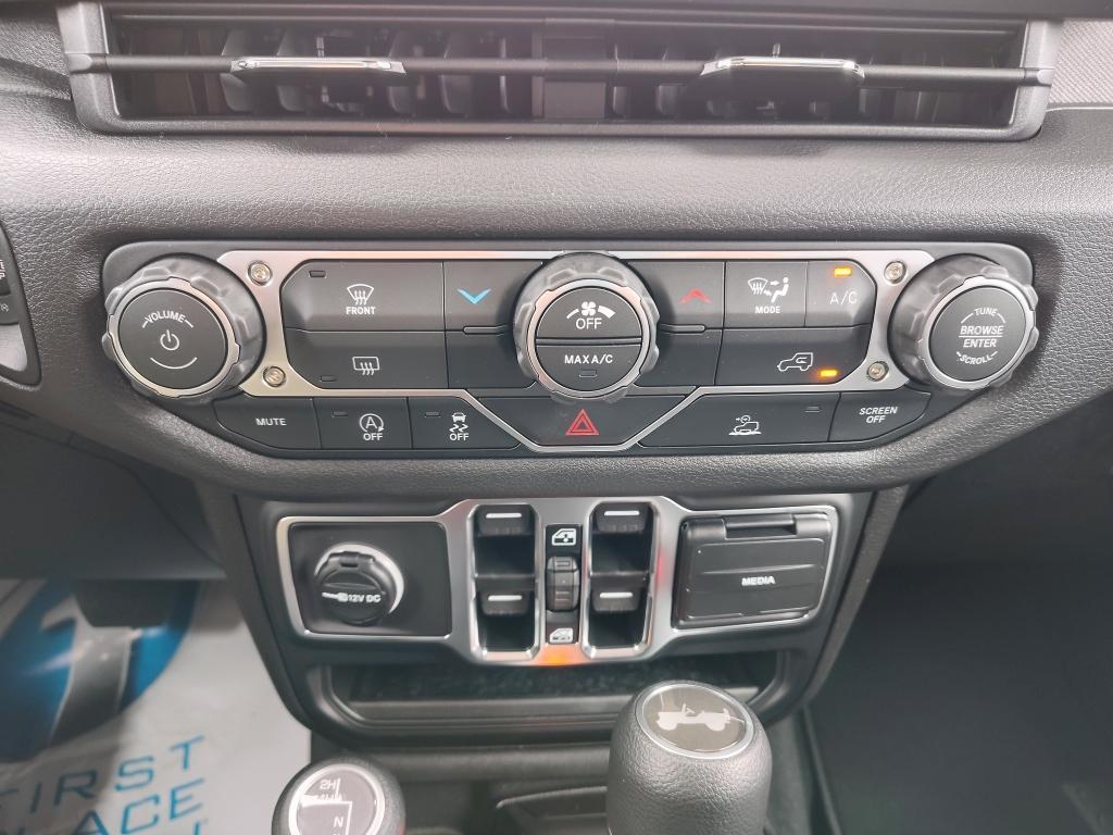 new 2026 Jeep Wrangler car, priced at $45,557