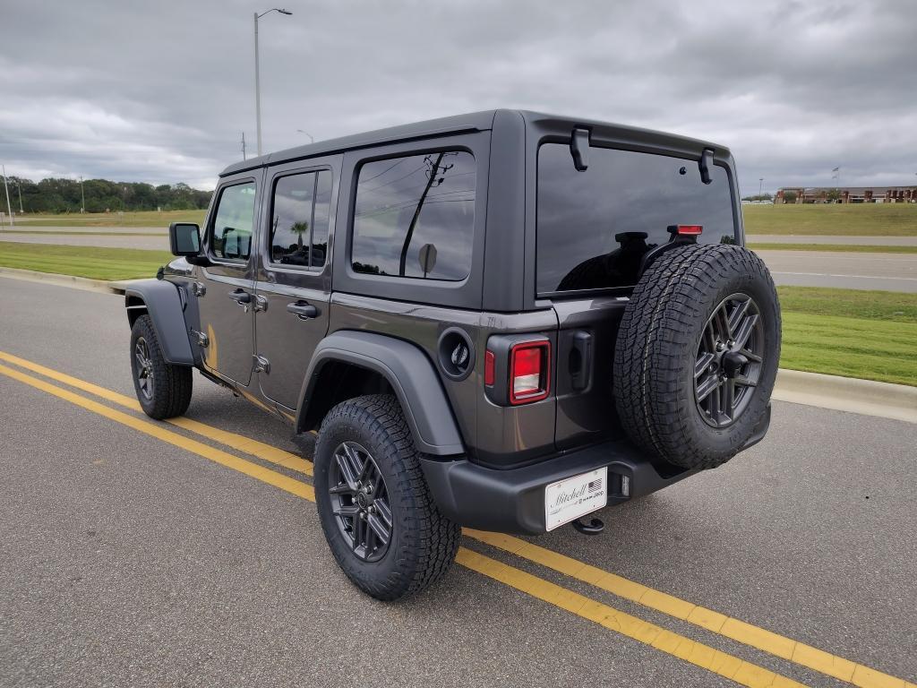 new 2026 Jeep Wrangler car, priced at $45,557