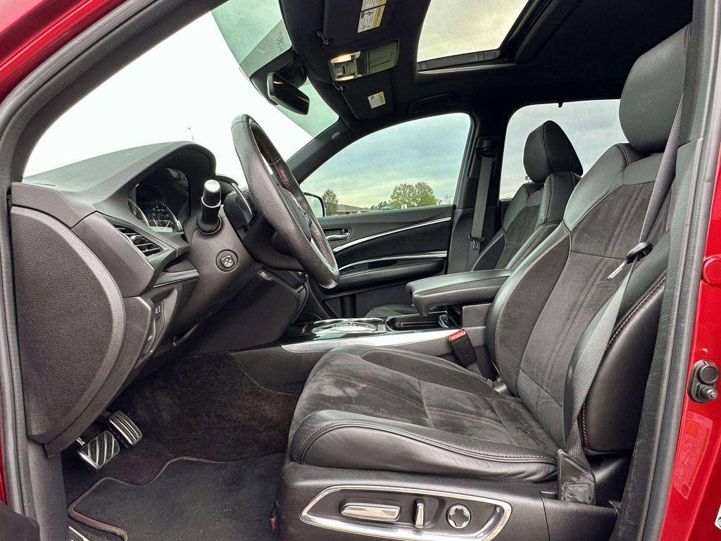 used 2020 Acura MDX car, priced at $34,711