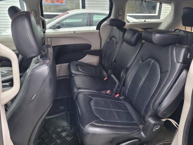used 2018 Chrysler Pacifica car, priced at $16,500