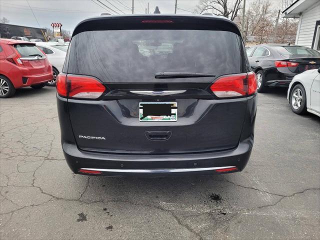 used 2018 Chrysler Pacifica car, priced at $16,500