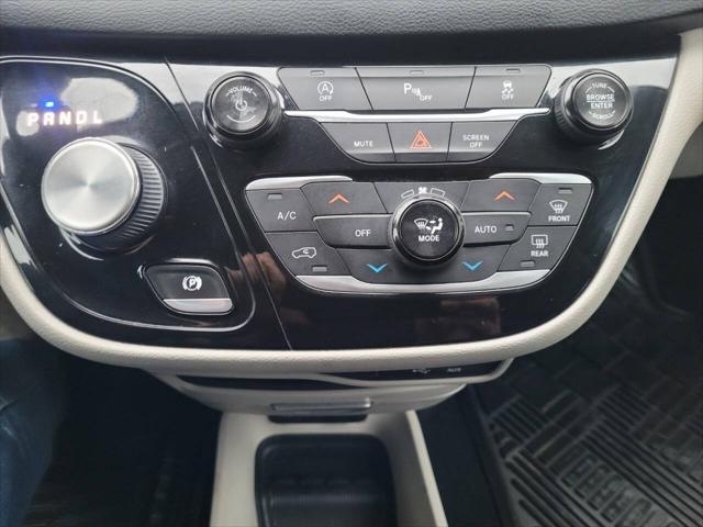 used 2018 Chrysler Pacifica car, priced at $16,500