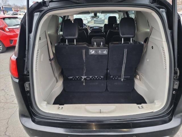 used 2018 Chrysler Pacifica car, priced at $16,500