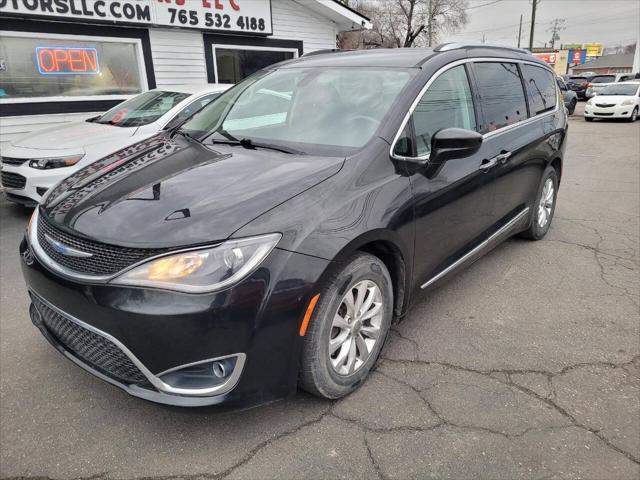 used 2018 Chrysler Pacifica car, priced at $16,500