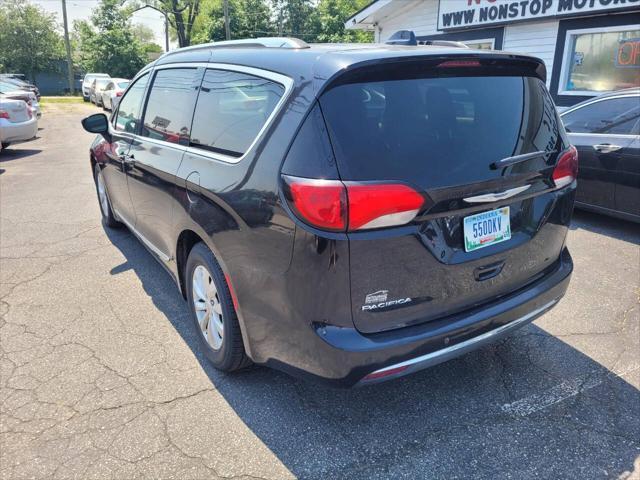 used 2019 Chrysler Pacifica car, priced at $17,400