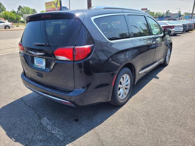 used 2019 Chrysler Pacifica car, priced at $17,400