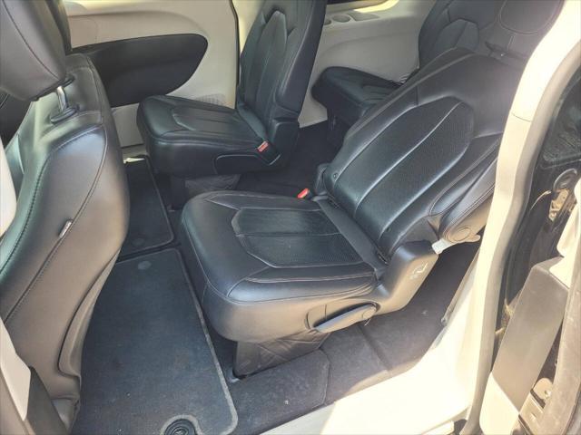 used 2019 Chrysler Pacifica car, priced at $17,400