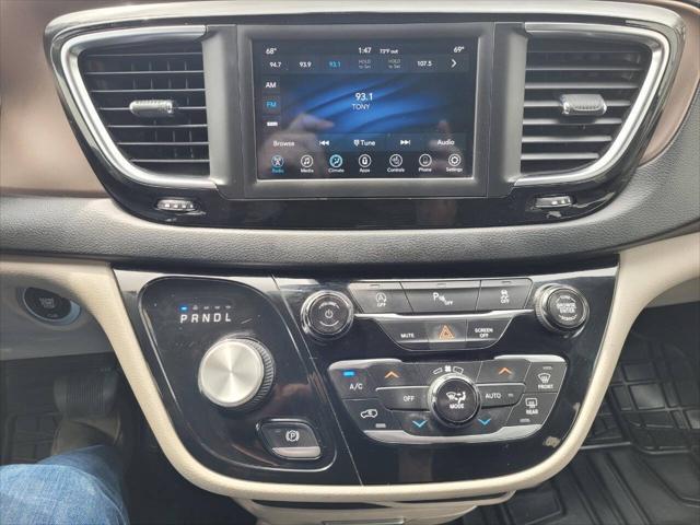 used 2018 Chrysler Pacifica car, priced at $15,150