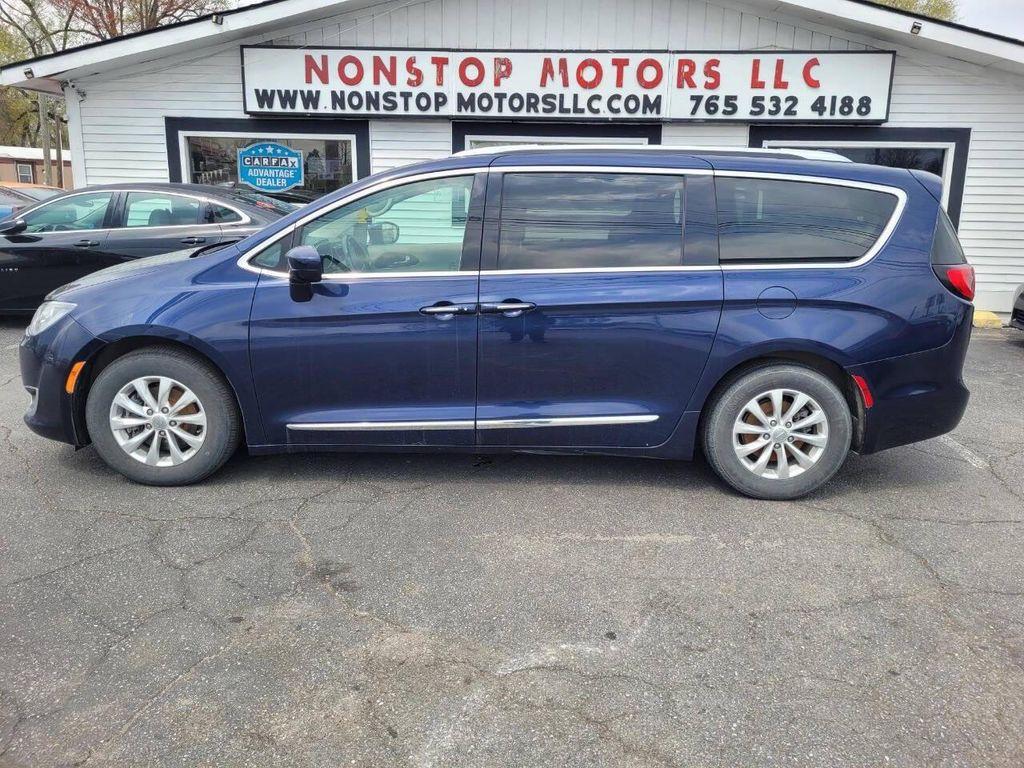 used 2018 Chrysler Pacifica car, priced at $15,150