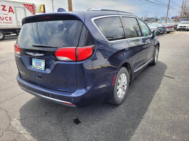 used 2018 Chrysler Pacifica car, priced at $15,150
