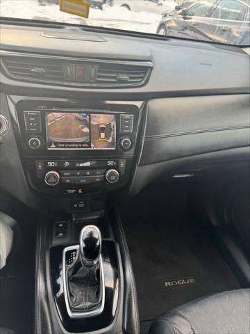 used 2020 Nissan Rogue car, priced at $16,895