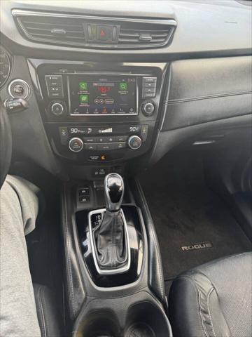 used 2020 Nissan Rogue car, priced at $16,895
