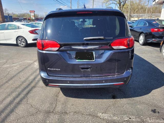 used 2019 Chrysler Pacifica car, priced at $16,800