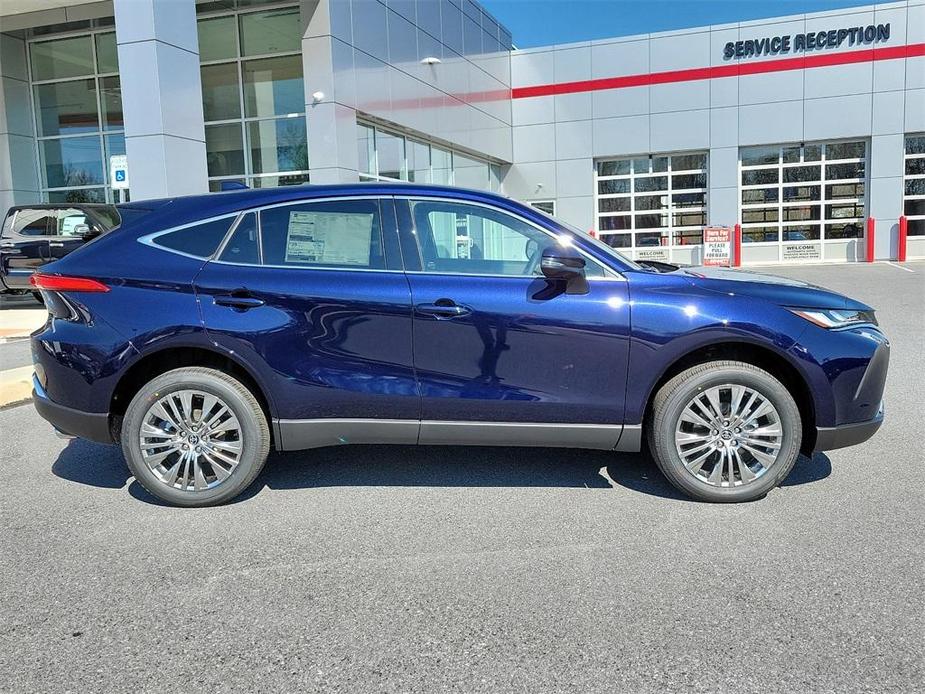 new 2024 Toyota Venza car, priced at $47,159