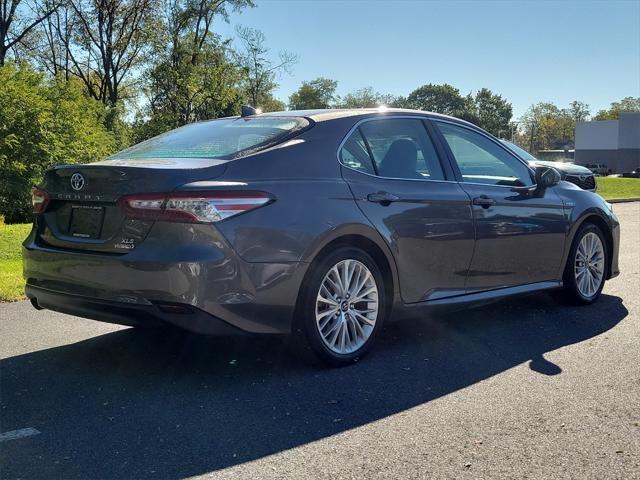 used 2018 Toyota Camry Hybrid car, priced at $22,497