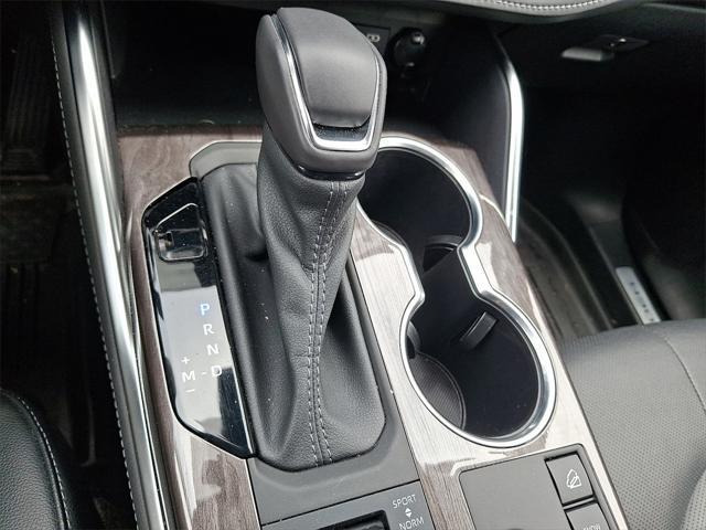 used 2024 Toyota Highlander car, priced at $46,442