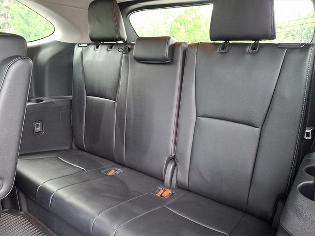used 2024 Toyota Highlander car, priced at $46,442