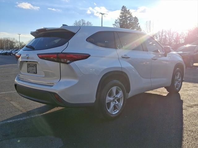 used 2023 Toyota Highlander car, priced at $38,987