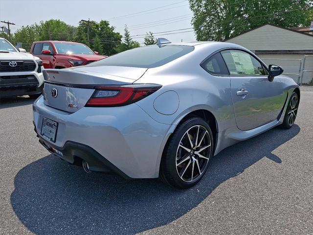 new 2025 Toyota GR86 car, priced at $31,618