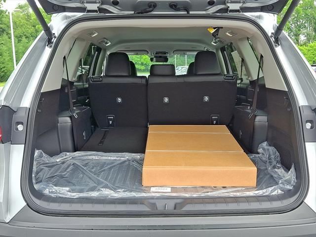 new 2025 Toyota Grand Highlander car, priced at $47,827