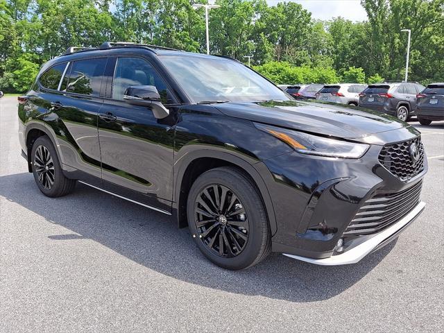new 2025 Toyota Highlander car, priced at $49,558