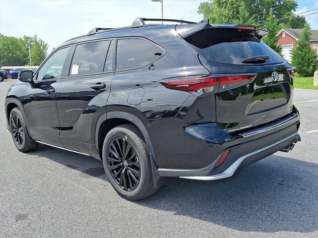 new 2025 Toyota Highlander car, priced at $49,558