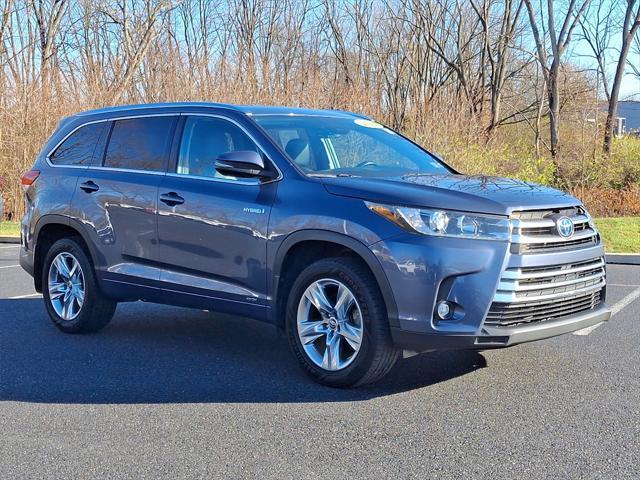 used 2019 Toyota Highlander Hybrid car, priced at $24,187