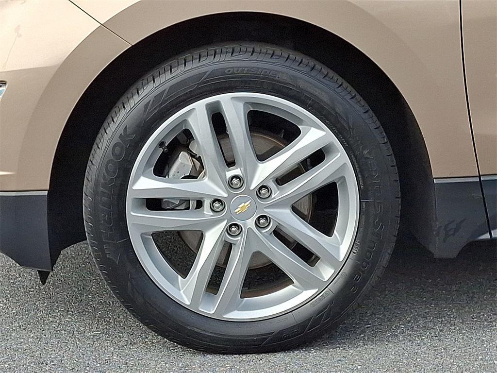 used 2018 Chevrolet Equinox car, priced at $20,487