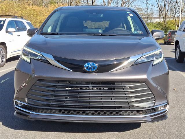 new 2024 Toyota Sienna car, priced at $57,124