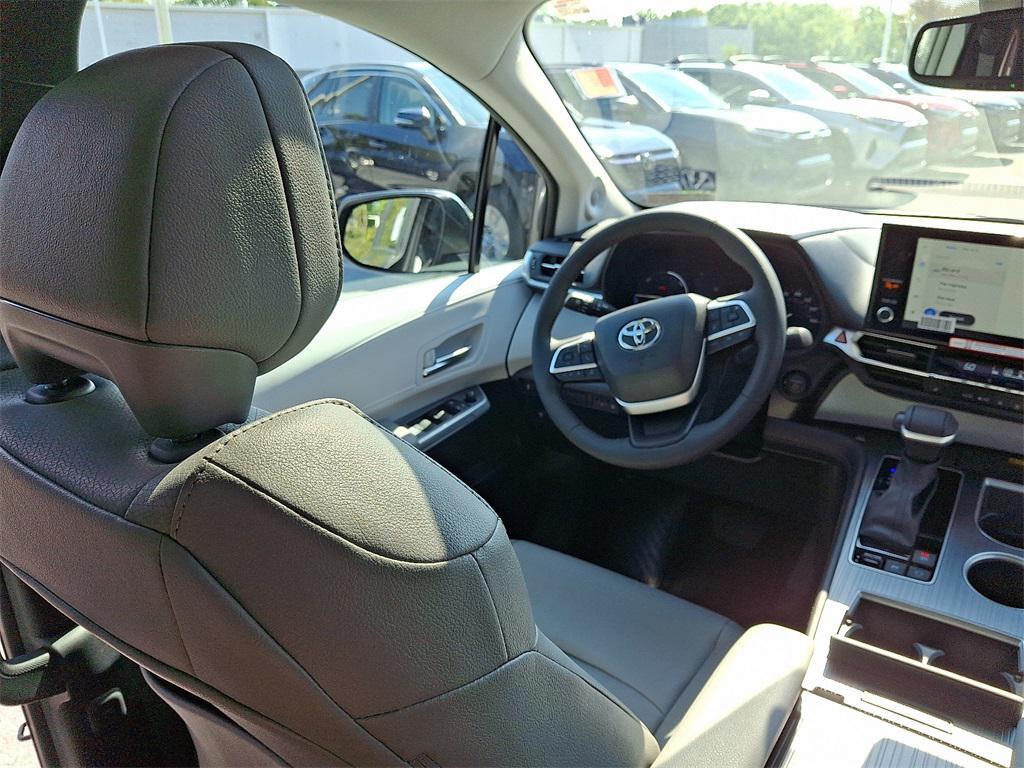 new 2025 Toyota Sienna car, priced at $50,764