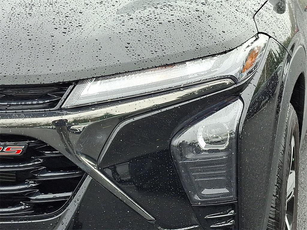 used 2024 Chevrolet Trax car, priced at $22,347