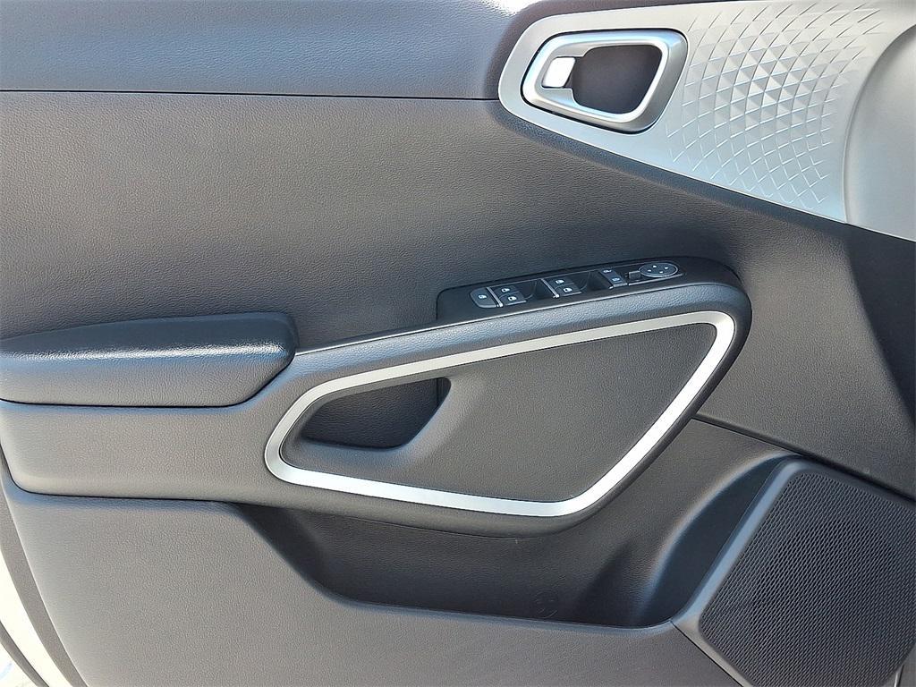 used 2023 Kia Soul car, priced at $17,987