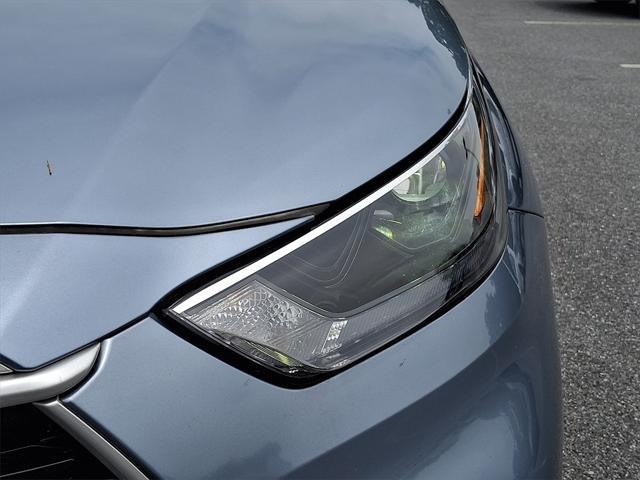used 2022 Toyota Highlander car, priced at $38,487