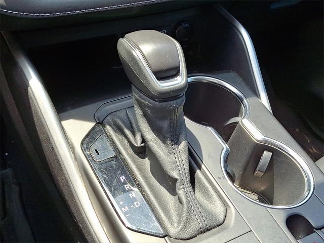 used 2022 Toyota Highlander car, priced at $32,987