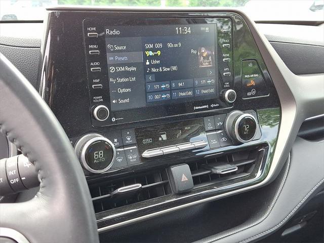 used 2022 Toyota Highlander Hybrid car, priced at $40,487