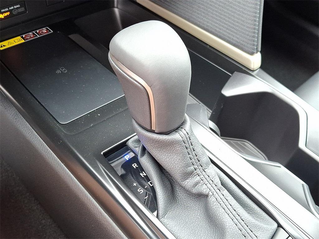 new 2025 Toyota Camry car, priced at $33,914