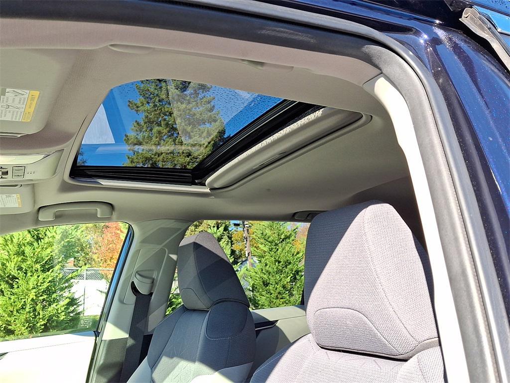 used 2022 Toyota RAV4 Hybrid car, priced at $31,954