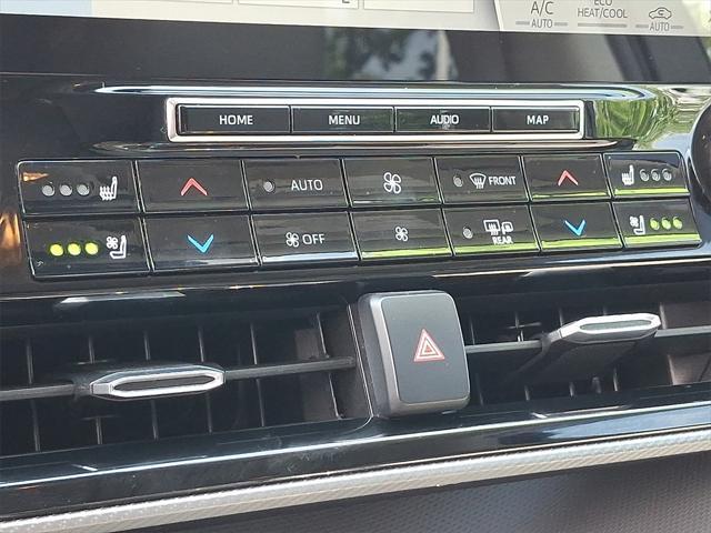 used 2020 Toyota Highlander car, priced at $33,987