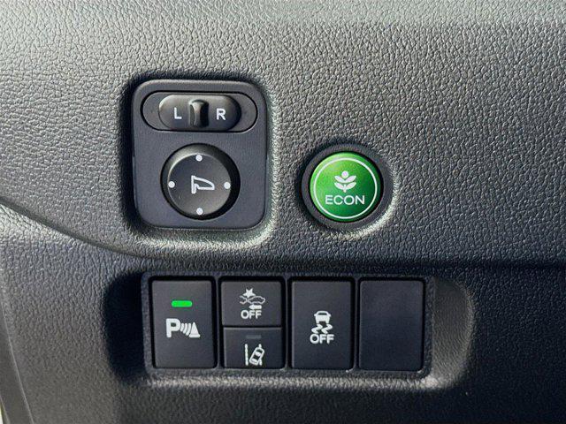 used 2021 Honda Pilot car, priced at $27,749