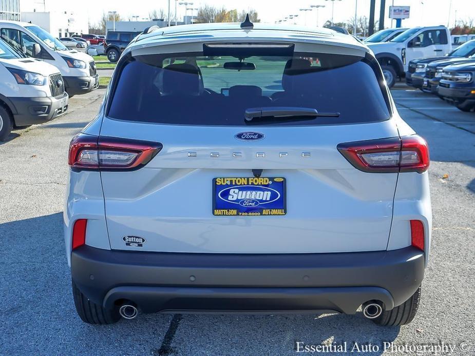 new 2025 Ford Escape car, priced at $30,500