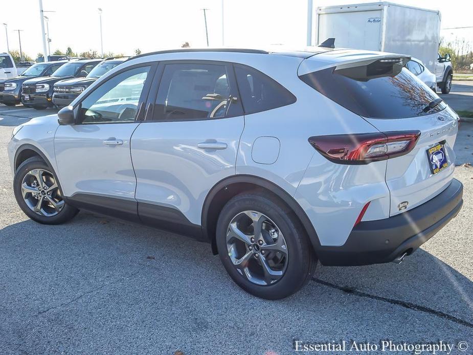 new 2025 Ford Escape car, priced at $30,500