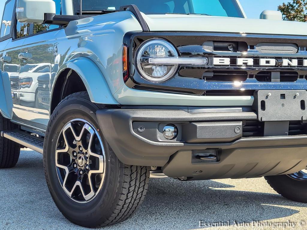 new 2024 Ford Bronco car, priced at $49,900