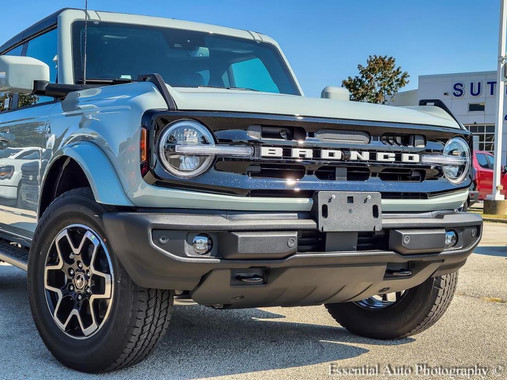 new 2024 Ford Bronco car, priced at $49,900