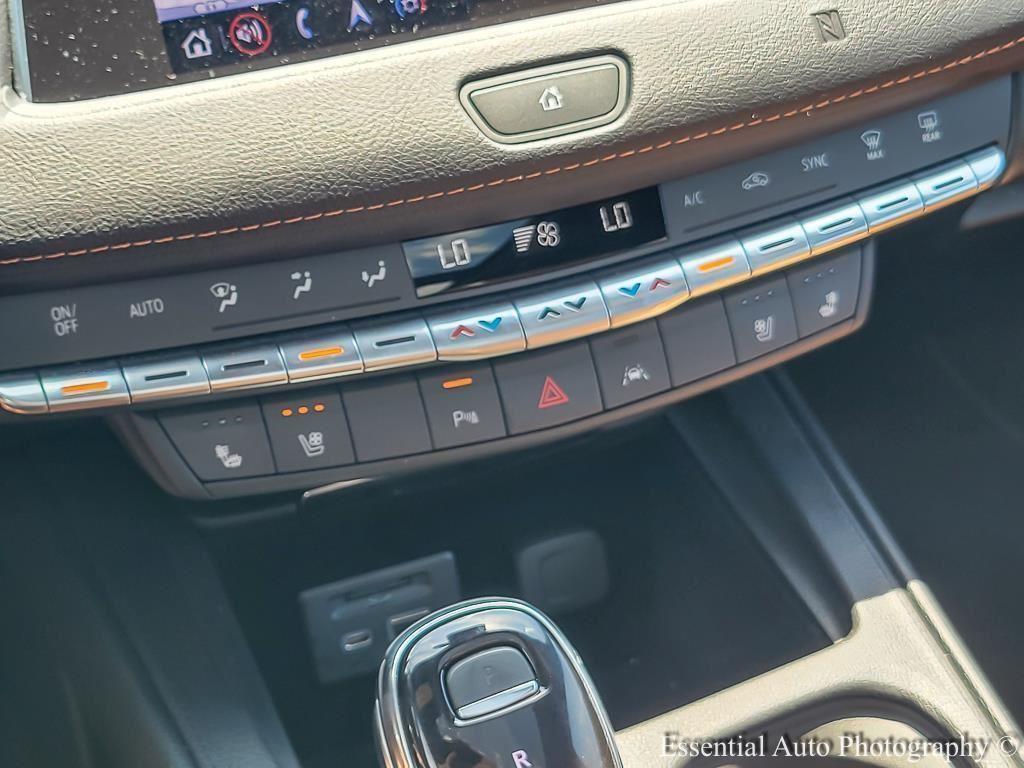 used 2020 Cadillac XT4 car, priced at $26,995