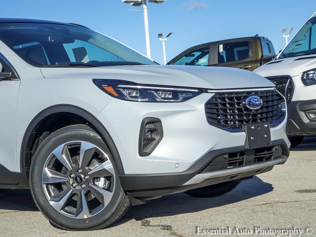 new 2025 Ford Escape car, priced at $38,041