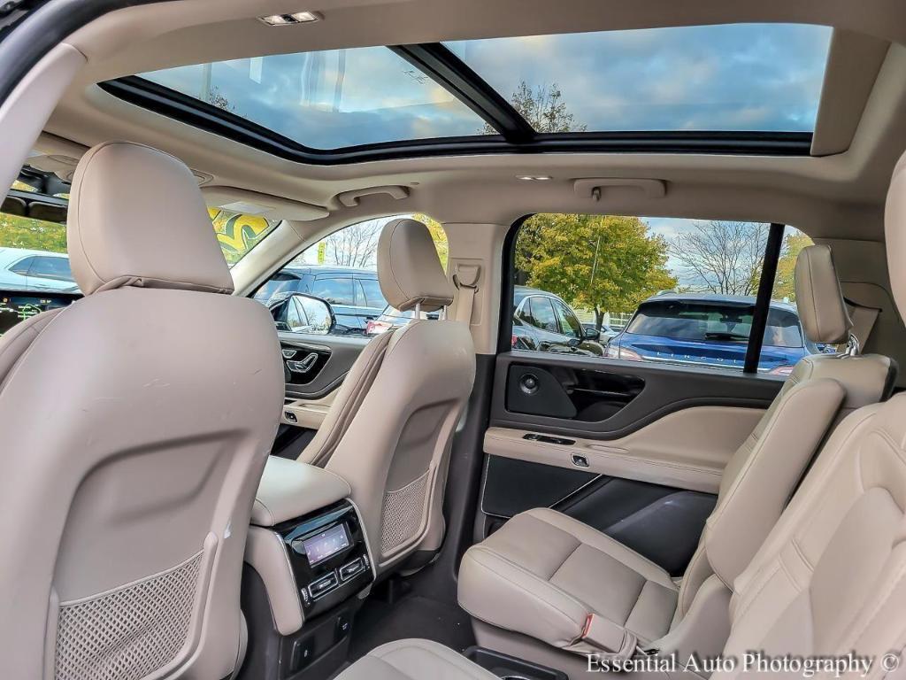 used 2022 Lincoln Aviator car, priced at $34,992