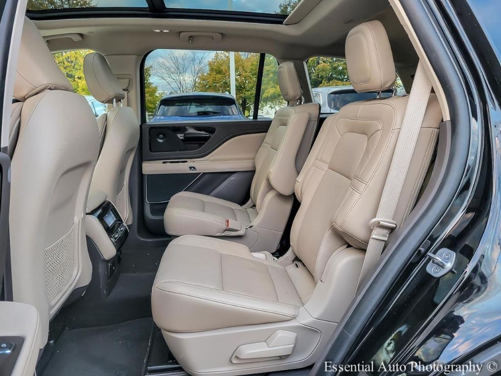 used 2022 Lincoln Aviator car, priced at $34,992