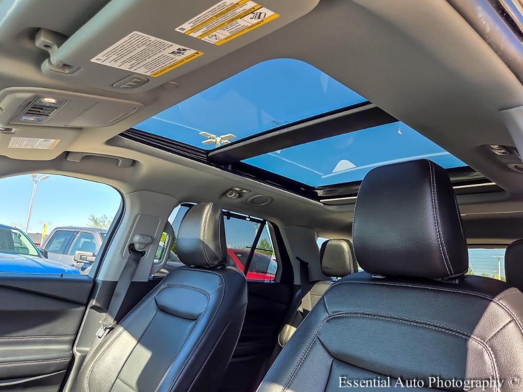 used 2022 Ford Explorer car, priced at $38,995