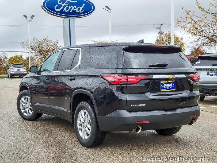 used 2022 Chevrolet Traverse car, priced at $26,191