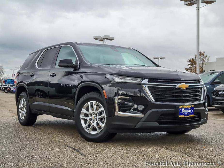 used 2022 Chevrolet Traverse car, priced at $26,191